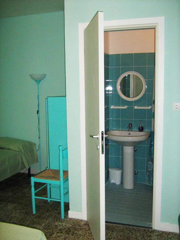 Sirenapop Concept B&B Rivazzurra Di Rimini Værelse billede