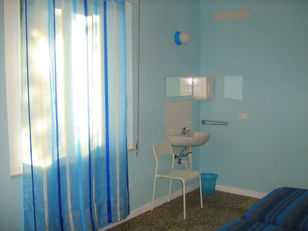 Sirenapop Concept B&B Rivazzurra Di Rimini Værelse billede