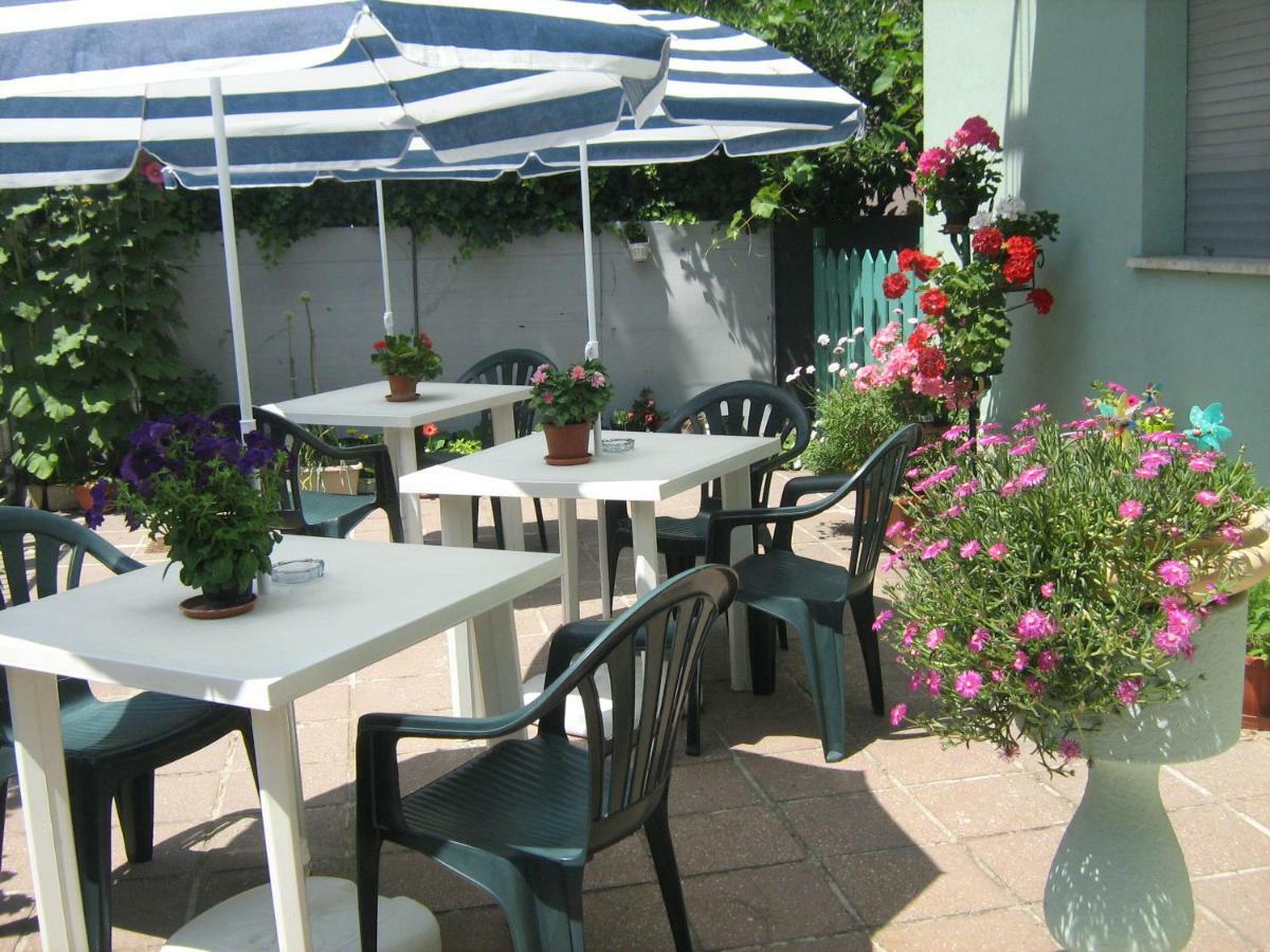 Sirenapop Concept B&B Rivazzurra Di Rimini Eksteriør billede